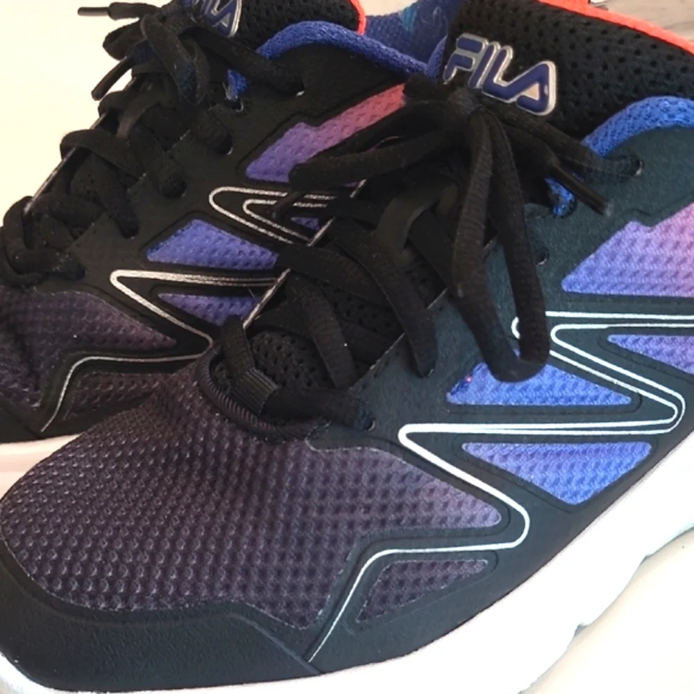 Fila Panorama 9 Sneakers Memory Foam Lace Up Low Top Running Athletic Trainers